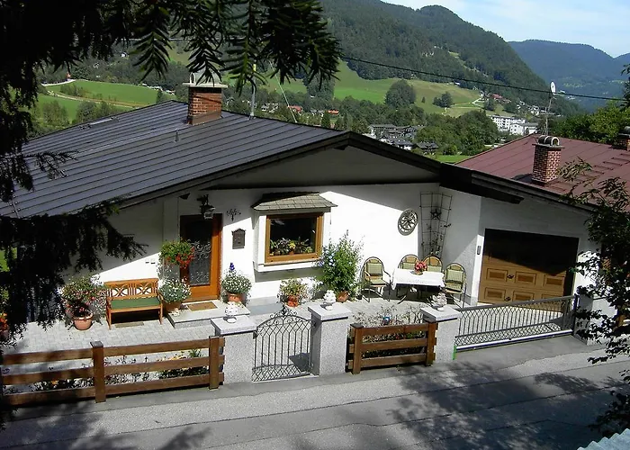 Haus Bergfrieden